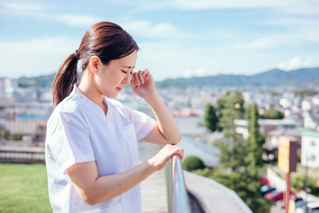 介護の仕事は本当にきつい？現役介護職が語るリアルな実情と続けるためのコツ