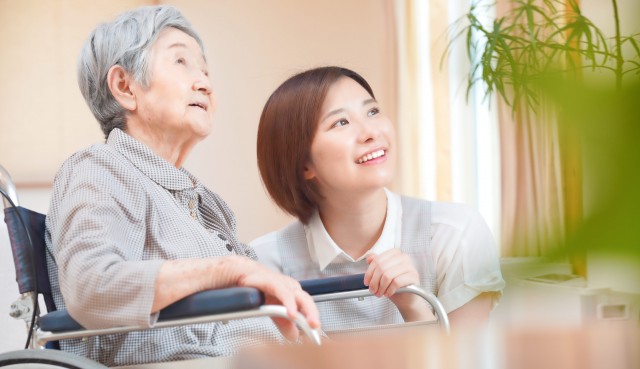 ケアマネジャーとは？仕事内容・年収・資格・転職事情まで徹底解説