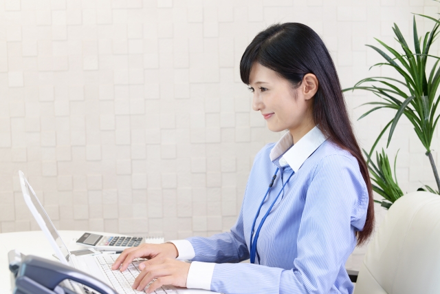 介護事務と薬局事務の違いとは？どっちがおすすめ？仕事内容・資格・給料をプロが解説