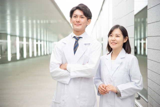 医療・介護業界で信頼される社会人マナー3選！未経験から「選ばれる人材」になるための基本スキル