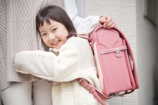 「小1の壁」とは？原因と具体的な対策、仕事と育児を無理なく両立する働き方のヒント
