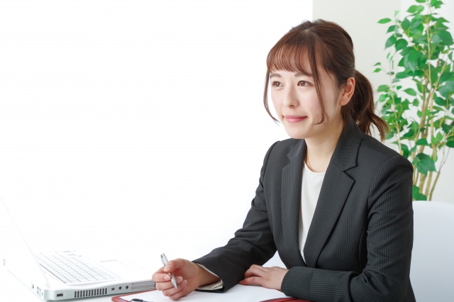 【徹底比較】生活相談員・支援相談員・相談支援専門員の違いとは？仕事内容と資格を分かりやすく解説