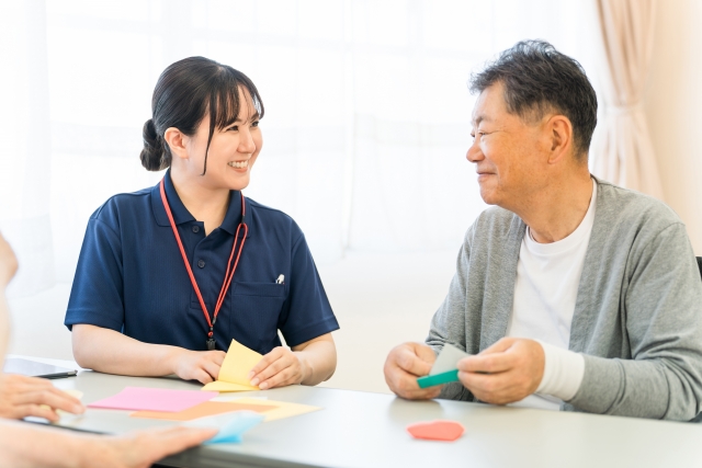 介護リーダーとユニットリーダーの役割とは？仕事内容から必要なスキル・違いまで徹底解説