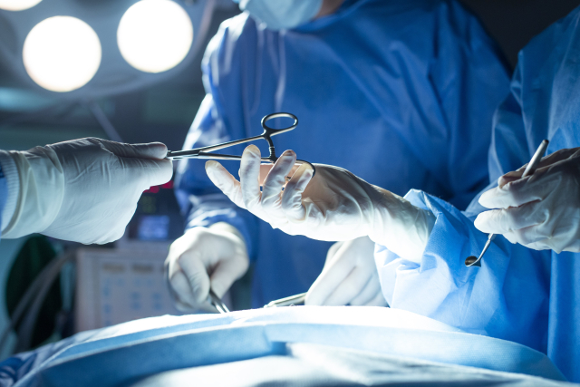 【完全版】ICU（集中治療室）の看護師になるには？仕事内容や一般病棟との違い、向いている人を徹底解説