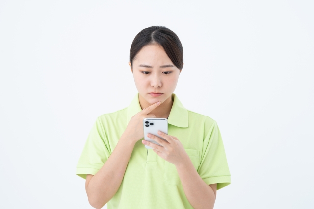 【介護職向け】特養と有料老人ホームの違いを徹底比較！あなたに合っているのはどっち？