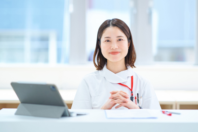 【徹底解説】臨床工学技士と臨床検査技師の違いは？仕事内容・適性・ダブルライセンスの取得方法を完全網羅